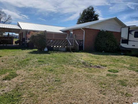 632 Bluff Rd, Section, AL 35771 photo 2