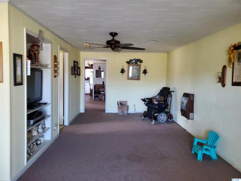 632 Bluff Rd, Section, AL 35771 photo 5