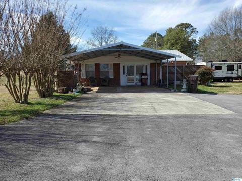 632 Bluff Rd, Section, AL 35771 photo 3