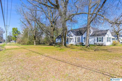507 N Greenway Dr, Trinity, AL 35673 photo 2