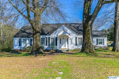 507 N Greenway Dr, Trinity, AL 35673 photo 1
