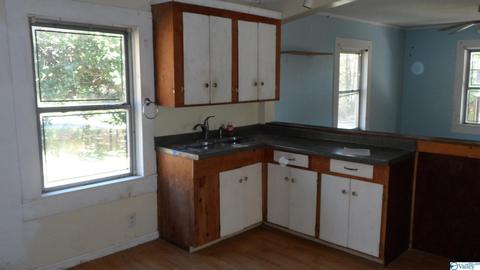5699 Pope Ave, Steele, AL 35987 photo 9