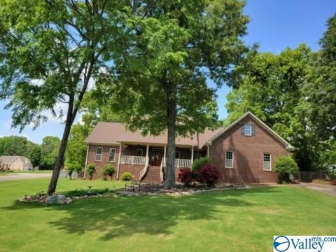 12545 Lookingbill Ln, Athens, AL 35611 photo 2