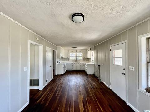 449 Center St, Centre, AL 35960 photo 4