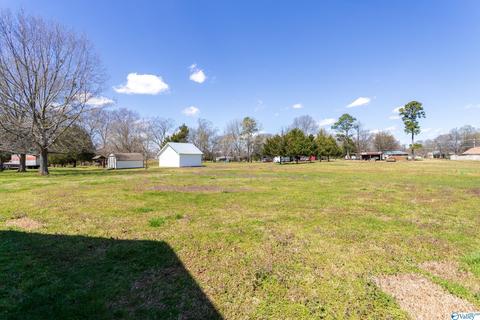 29 Clayton Ave, Trinity, AL 35673 photo 5
