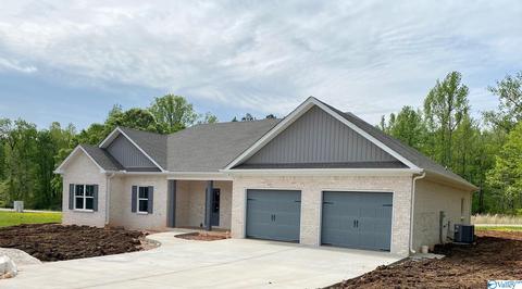 152 Hawthorn Way, Trinity, AL 35673 photo 2