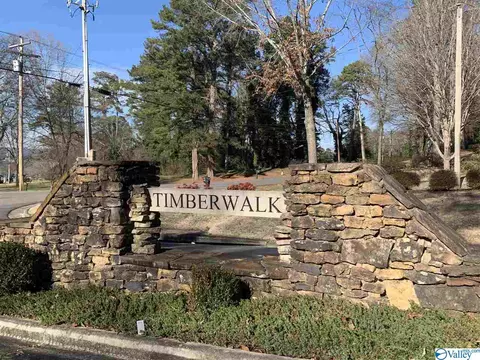 11 Willow Beach Rd, Guntersville, AL 35976