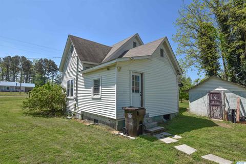 540 Bluff Rd, Section, AL 35771 photo 11