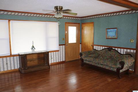 105 Stone Rd, Grant, AL 35747 photo 4
