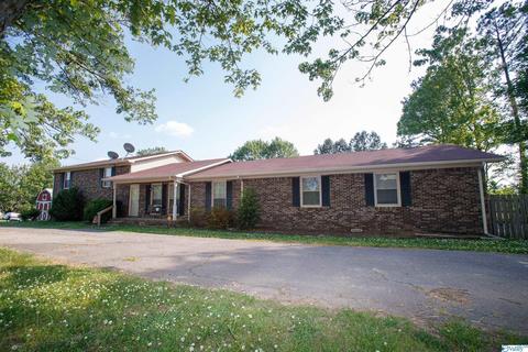 593 W Point Loop Rd, Somerville, AL 35670 photo 2