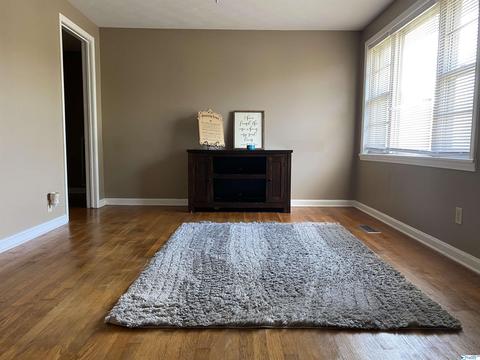 227 S Seneca Dr, Trinity, AL 35673 photo 2
