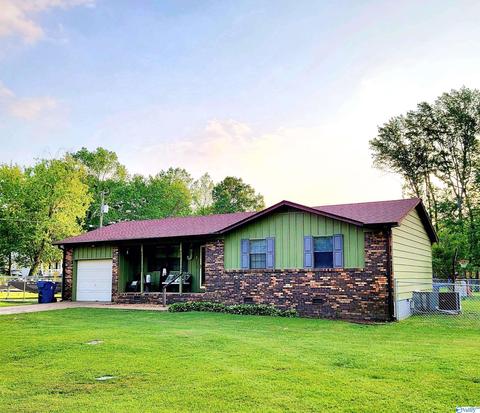 607 3rd St, Arab, AL 35016 photo 1