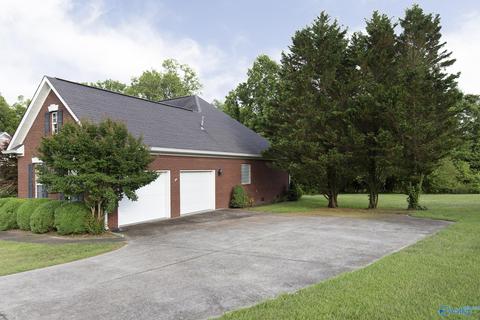 151 Executive Dr, Arab, AL 35016 photo 2