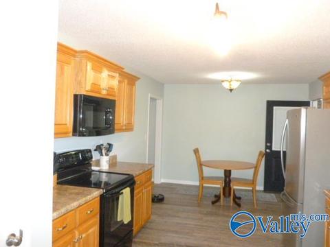 7940 County Road 170, Trinity, AL 35673 photo 3