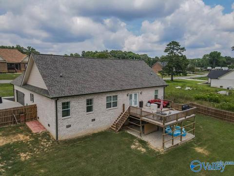 643 Crestman Dr, Arab, AL 35016 photo 4
