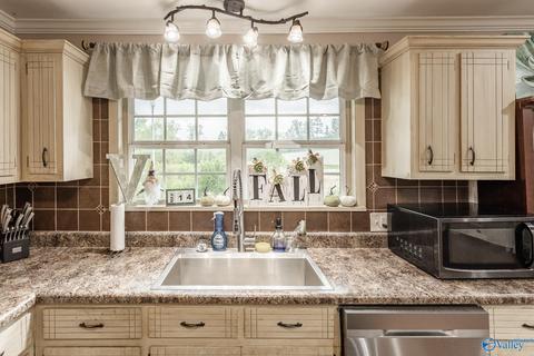 6688 E Upper River Rd, Somerville, AL 35670 photo 7
