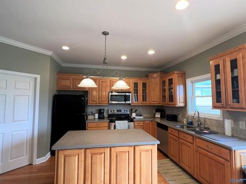 595 Lakeside Dr, Centre, AL 35960 photo 8
