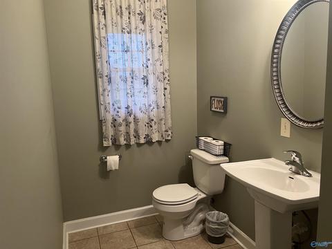 595 Lakeside Dr, Centre, AL 35960 photo 17