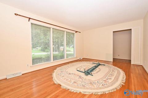 426 Wright Dr, Florence, AL 35633 photo 7
