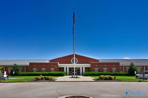 180 Tobin Ln, Hazel Green, AL 35750 | 8 Photos | MLS #1817035 - Movoto