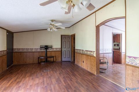 229 County Road 549, Trinity, AL 35673 photo 5