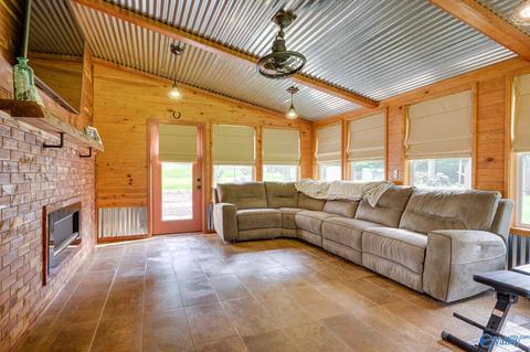 584 S Mountain Dr, Trinity, AL 35673 photo 15