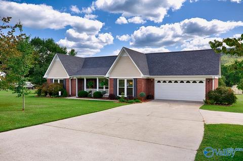 112 Peyton Rd, Gurley, AL 35748 photo 2