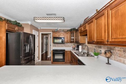 112 Peyton Rd, Gurley, AL 35748 photo 9