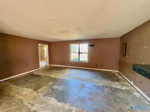 1025 N Seneca Dr, Trinity, AL 35673 photo 8