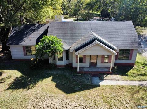 1025 N Seneca Dr, Trinity, AL 35673 photo 2