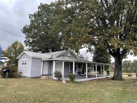 56 Russell St, Section, AL 35771 photo 13