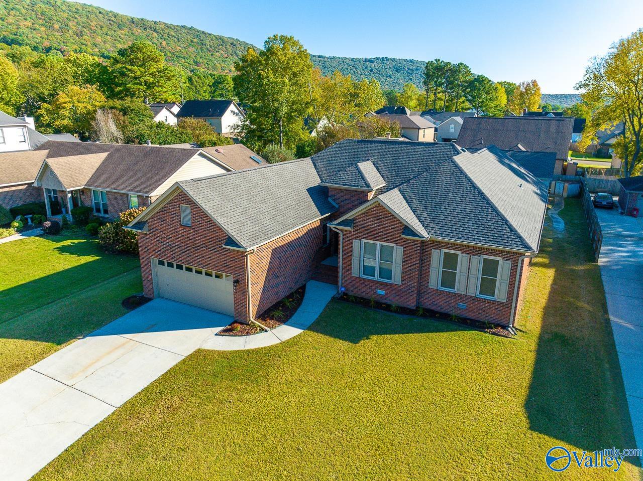 1106 Chesterfield Rd  