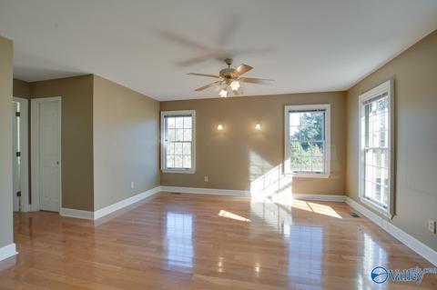 395 Walker Rd, Grant, AL 35747 photo 12