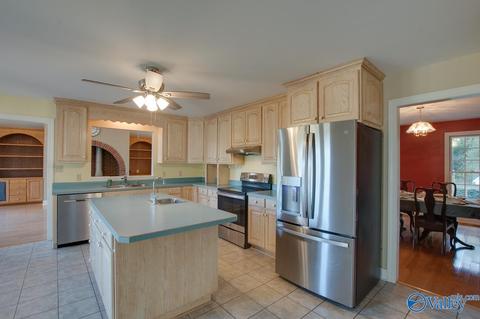 395 Walker Rd, Grant, AL 35747 photo 9