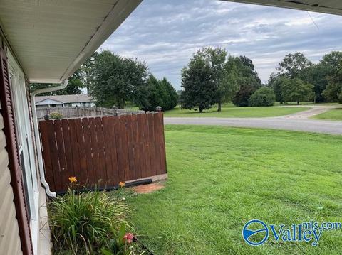1122 Ridge Dr, Killen, AL 35645 photo 7