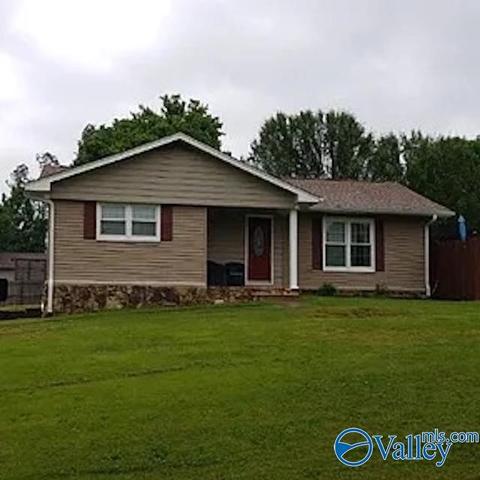 1122 Ridge Dr, Killen, AL 35645 photo 1