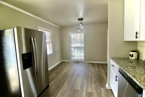 5 Pineview Ct, Centre, AL 35960 photo 6