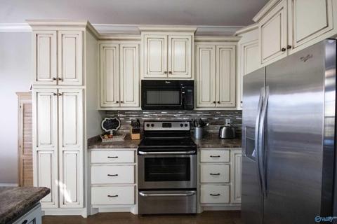 91 Lashae Loop, Grant, AL 35747 photo 12