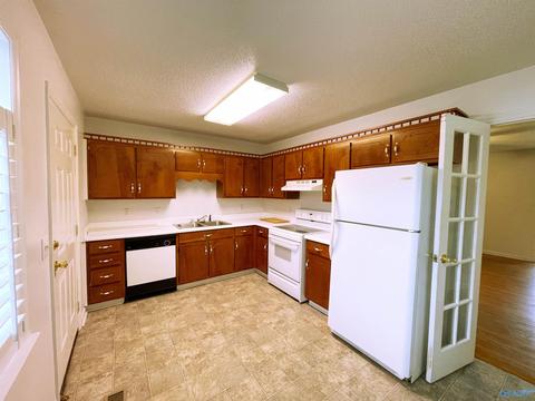 294 Nicki Ln, Arab, AL 35016 photo 5