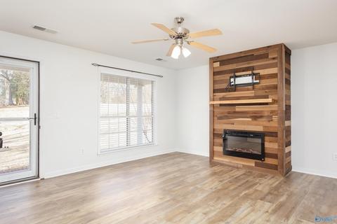 330 Allison Dr, Killen, AL 35645 photo 5