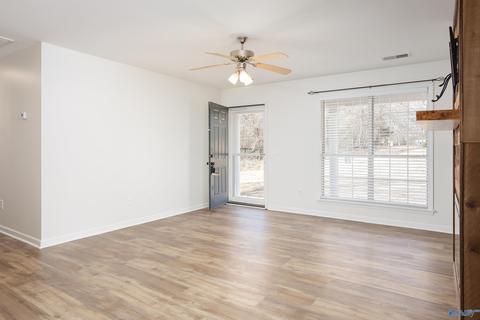 330 Allison Dr, Killen, AL 35645 photo 4