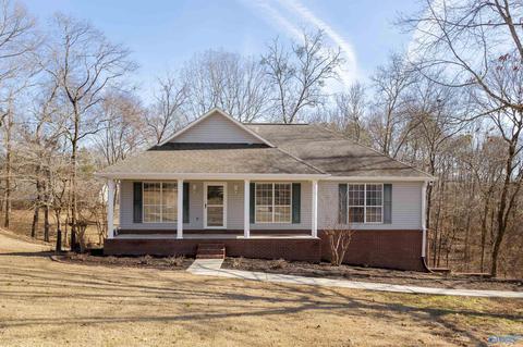 330 Allison Dr, Killen, AL 35645 photo 1