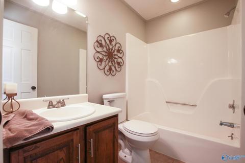 25 Sharon Ave, Trinity, AL 35673 photo 6