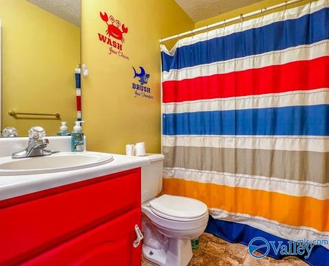 121 Sims St, Trinity, AL 35673 photo 12