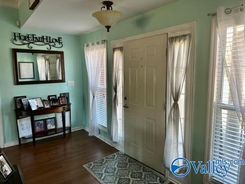 137 Hidden Creek Dr, Trinity, AL 35673 photo 2