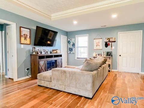 22 Clayton Ave, Trinity, AL 35673 photo 2