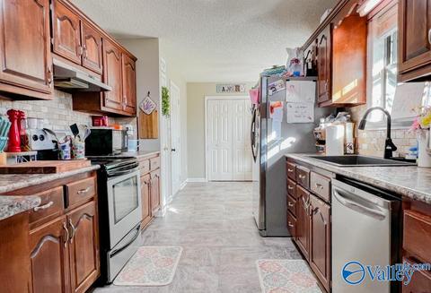 22 Clayton Ave, Trinity, AL 35673 photo 10