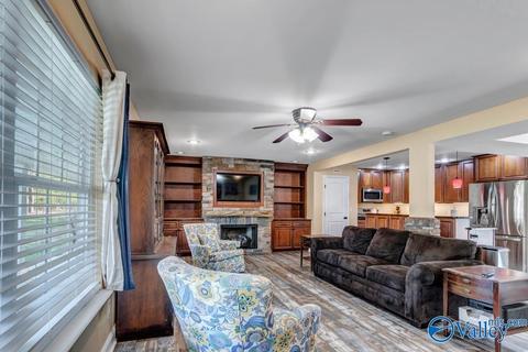 608 County Road 341, Section, AL 35771 photo 3