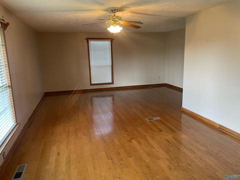 13 Smith Ct, Centre, AL 35960 photo 7