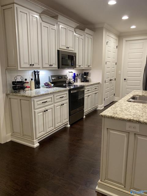 147 Oldenburg Dr, Killen, AL 35645 photo 14